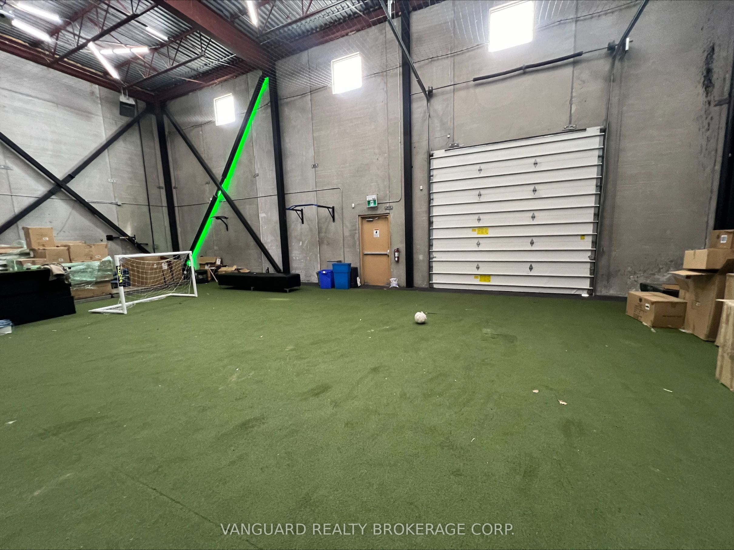 31 Jevlan Drive, #2