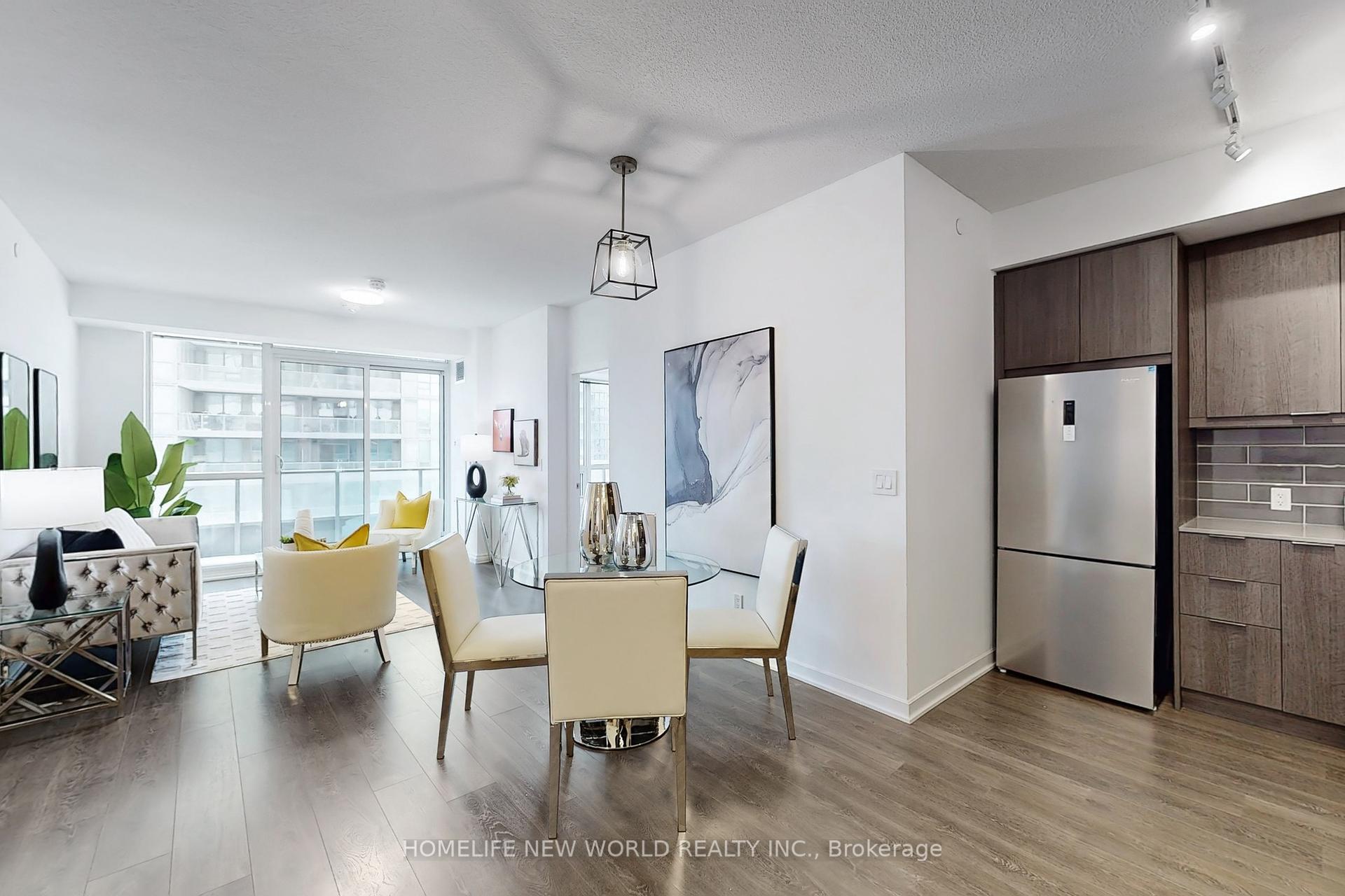 3 Bedrooms Condo at 38 Forest Manor, Toronto For sale
