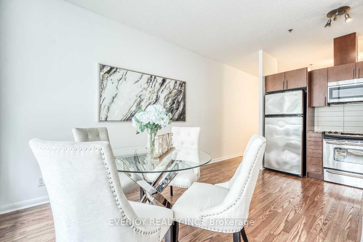 1 Bedroom Condo at 96 St Patrick,  Toronto For sale