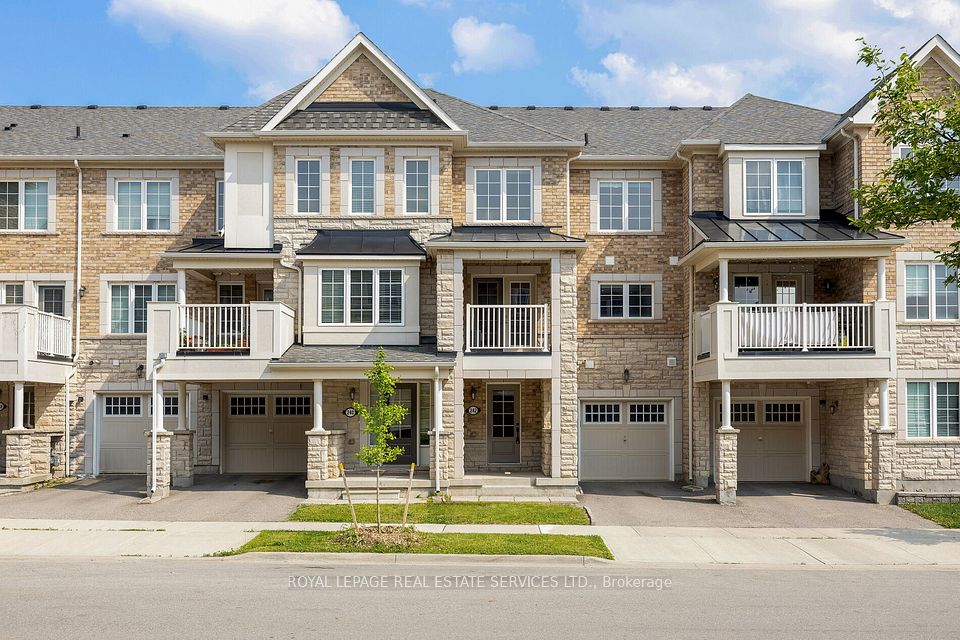 Property at 242 Betsy Drive, Oakville, ON L6M 0V3