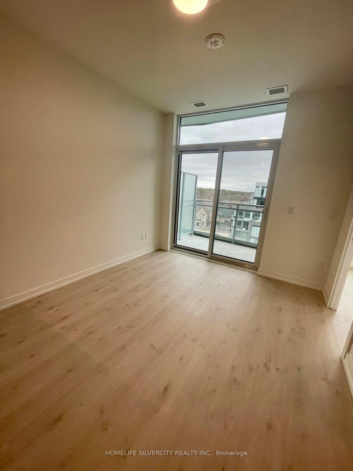 2 Bedrooms Condo at 2501 Saw Whet,  Oakville For sale