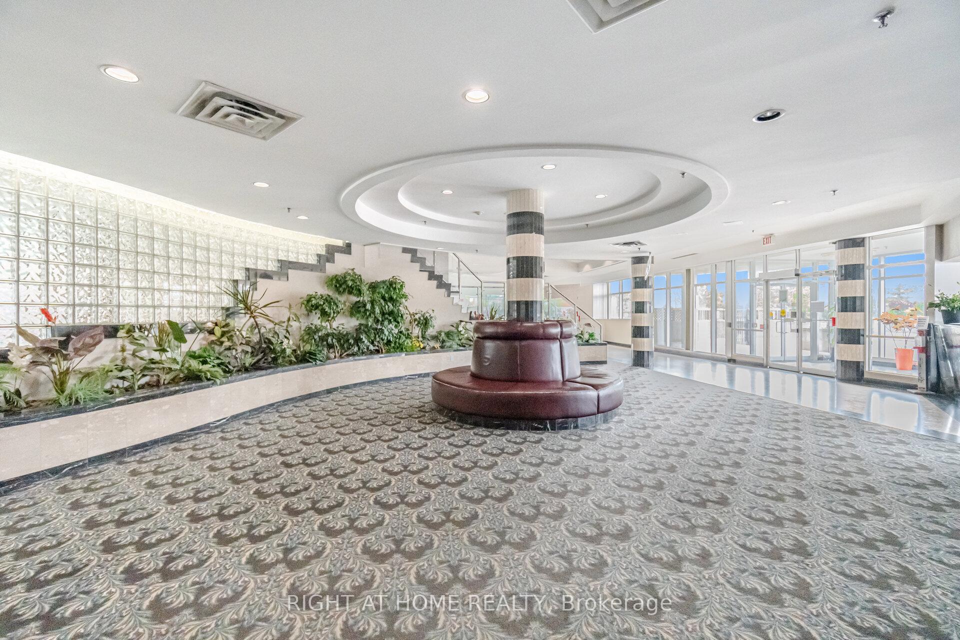 2 Bedrooms Condo at 1470 Midland, Toronto For sale