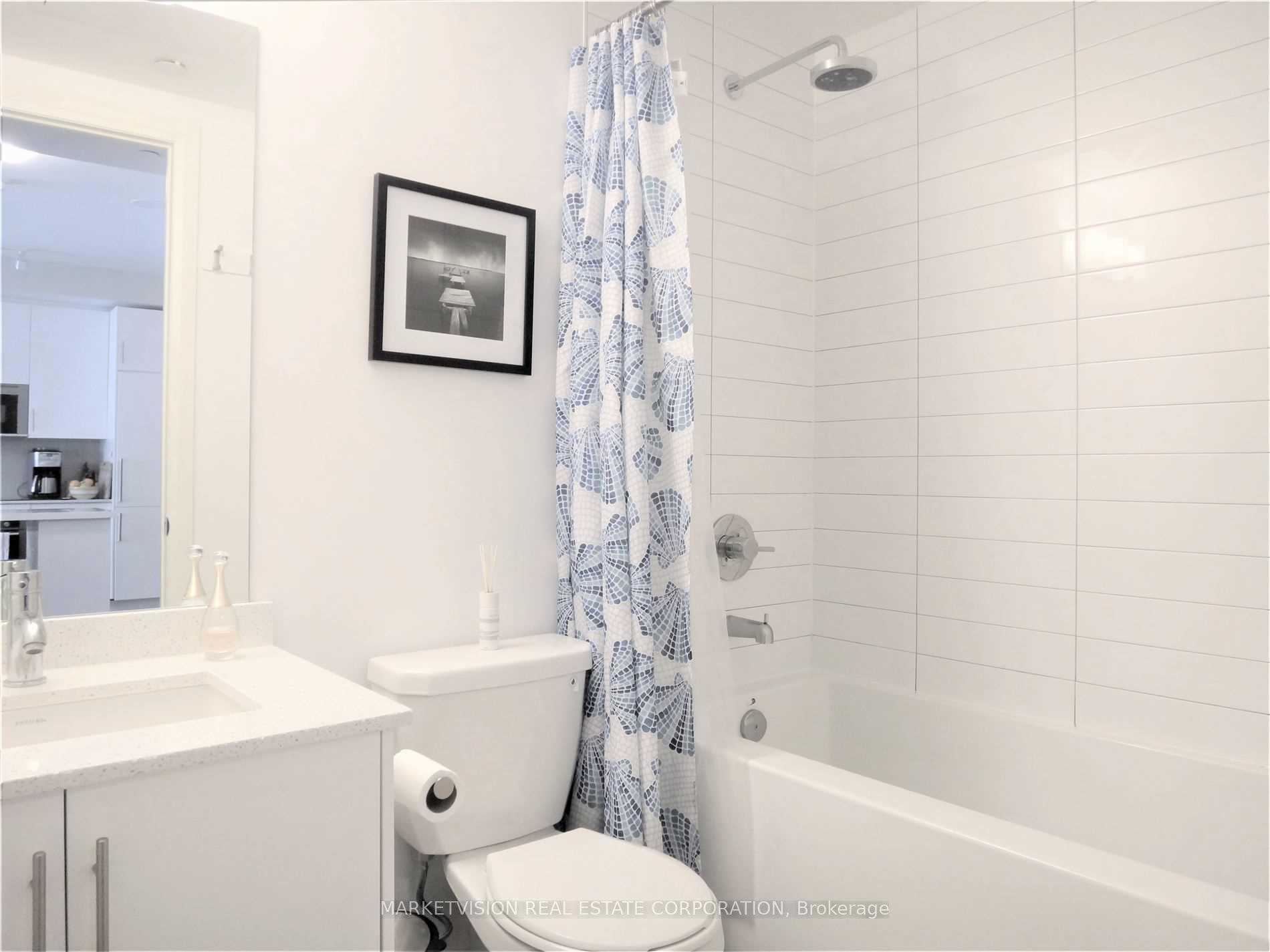 1 Bedroom Condo at 460 Adelaide,  Toronto For sale