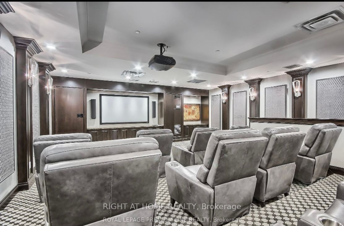 9255 Jane Street, #604