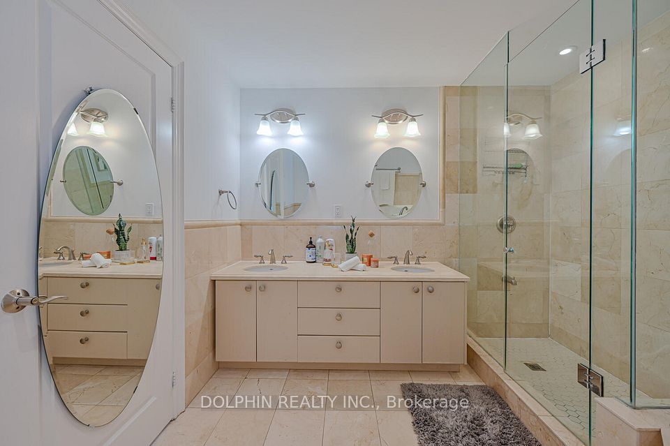 5 Piece Ensuite Washroom