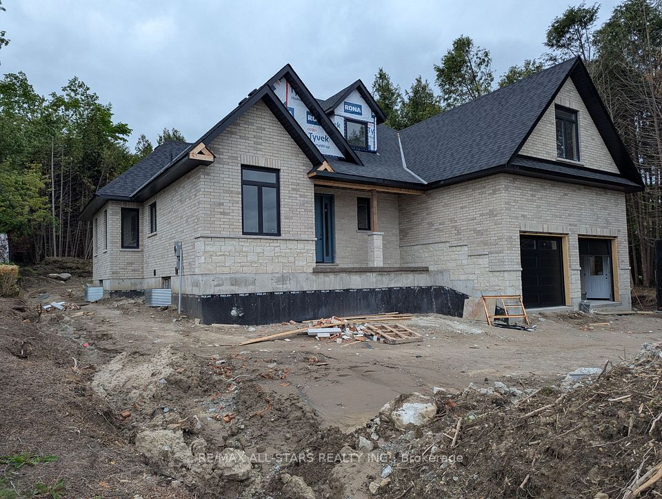 837 Cedar Glen