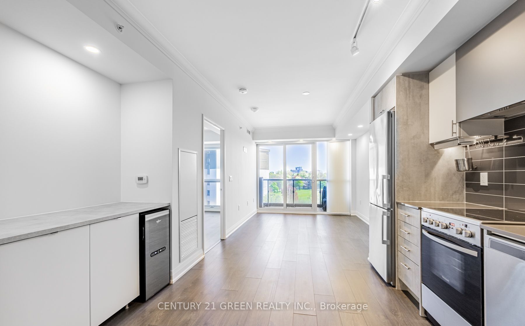10 Gibbs Road, #514