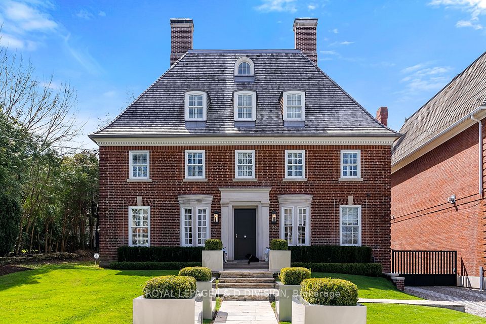 148 Forest Hill