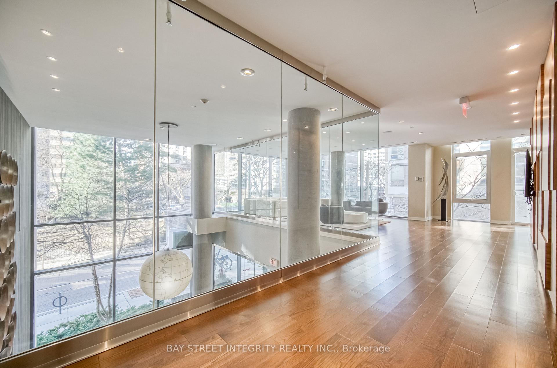 1 Bedroom Condo at 75 St Nicholas, Toronto For sale