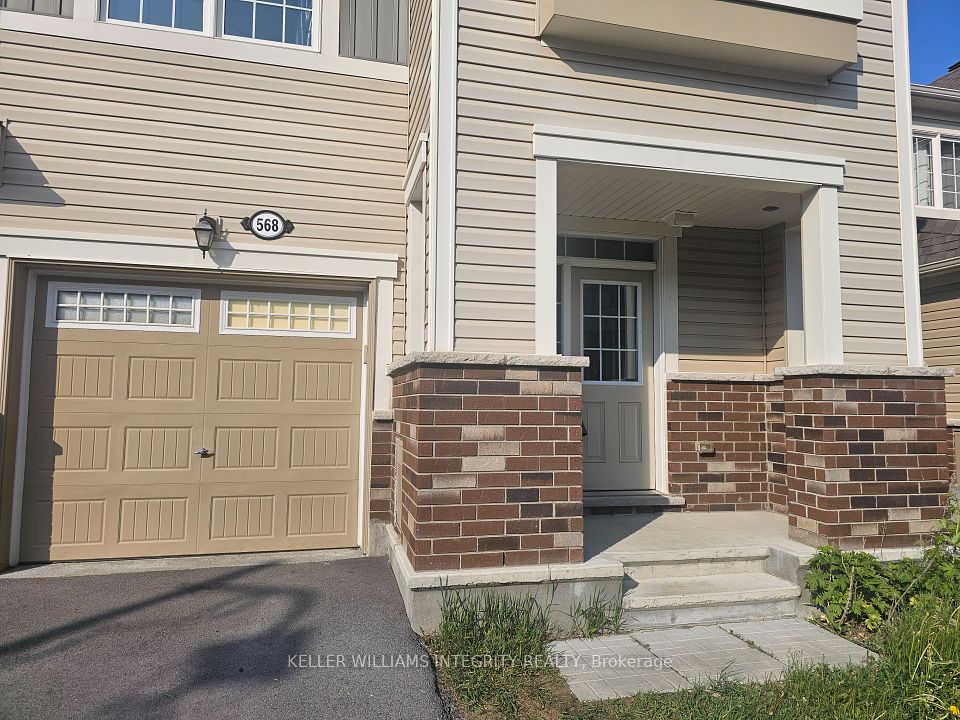 568 Roundleaf Way, Kanata, ON K2V 0K3
