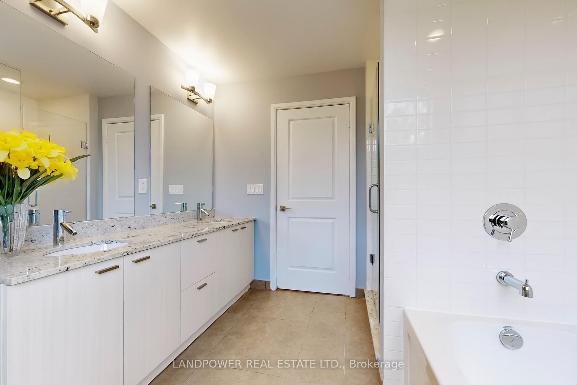 4 Bedrooms Condo at 88 Sheppard, Toronto For sale
