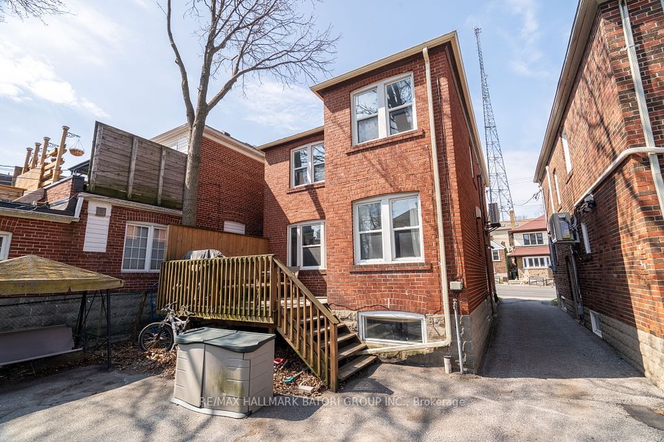 1119 Avenue Road, Toronto, ON M5N 2E5