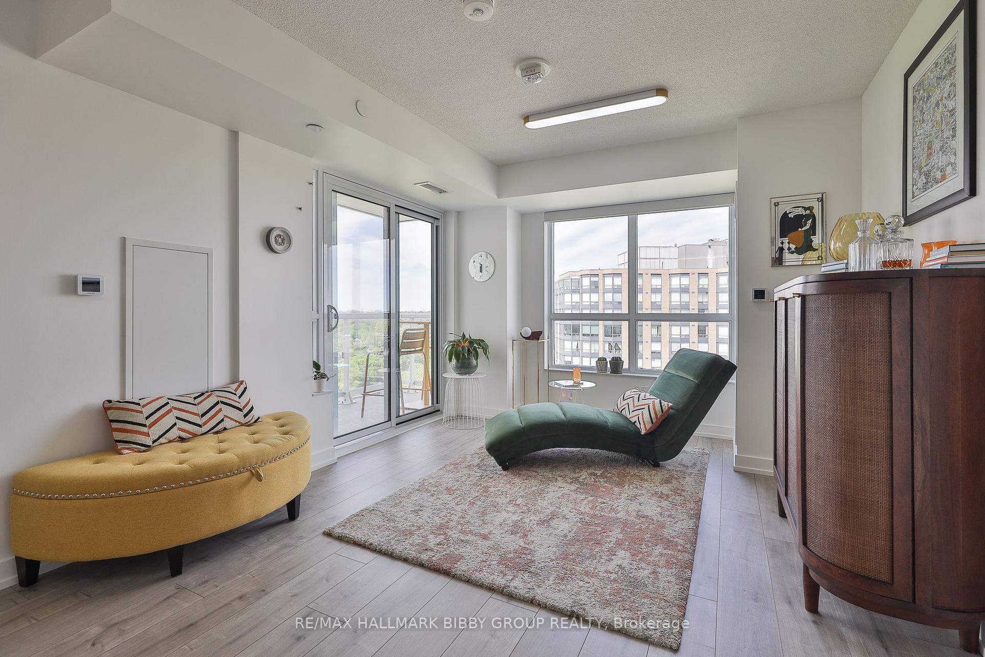 3 Bedrooms Condo at 10 Wilby, Toronto For sale