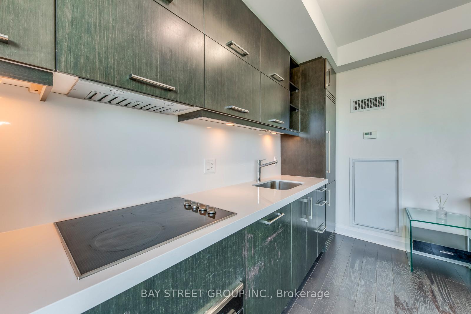 Condo at 1080 Bay, Toronto For sale