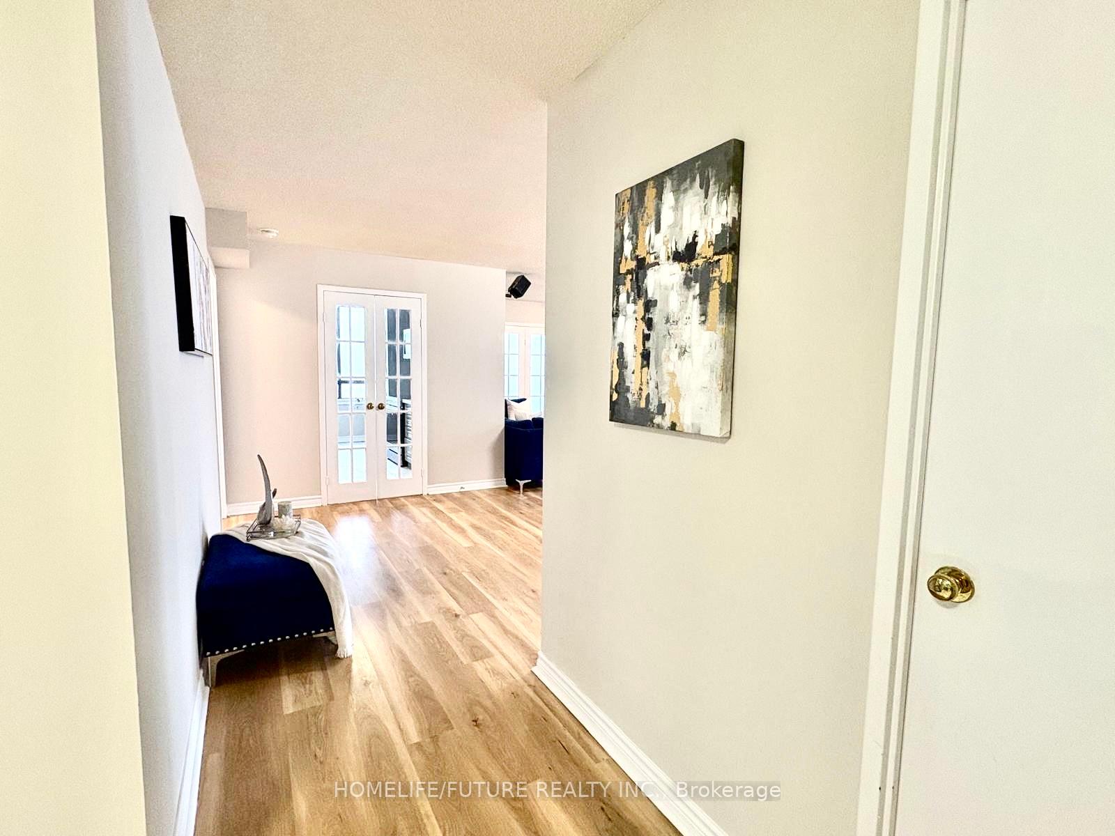 3 Bedrooms Condo at 75 Bamburgh,  Toronto For sale