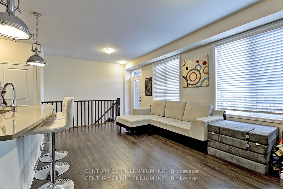 3044 Preserve Drive, Oakville, ON L6M 4L9