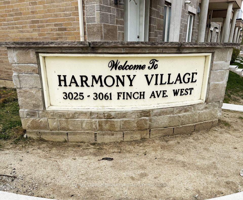 #1030 - 3045 Finch Avenue, Toronto, ON M9M 0A5