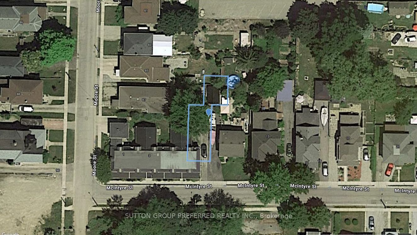9 McIntyre Street, St. Thomas, ON N5R 2M2