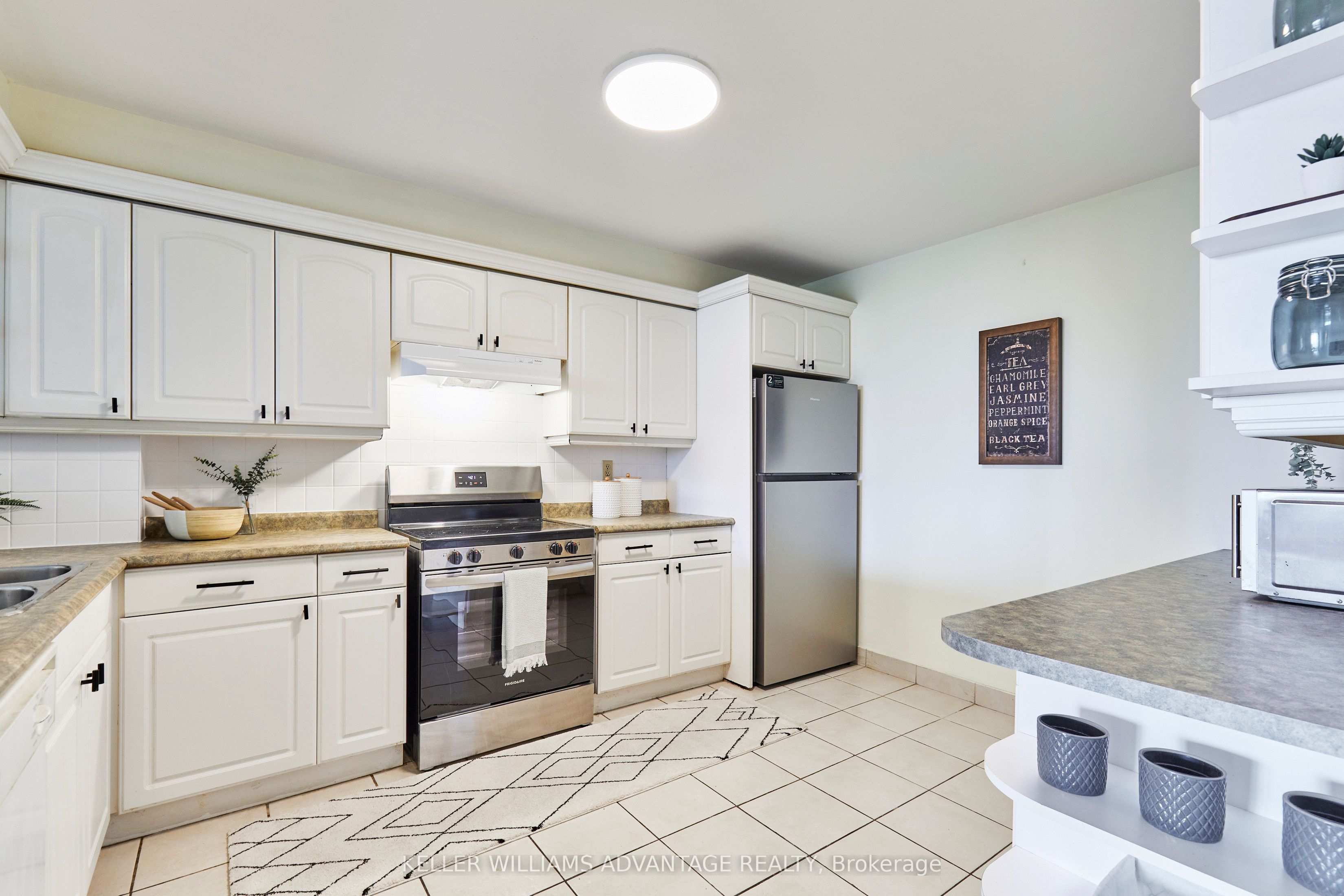 4727 Sheppard Avenue E, #608