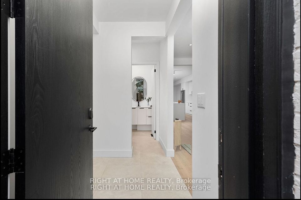 48 Lanark Avenue, Toronto, ON M6C 2B4