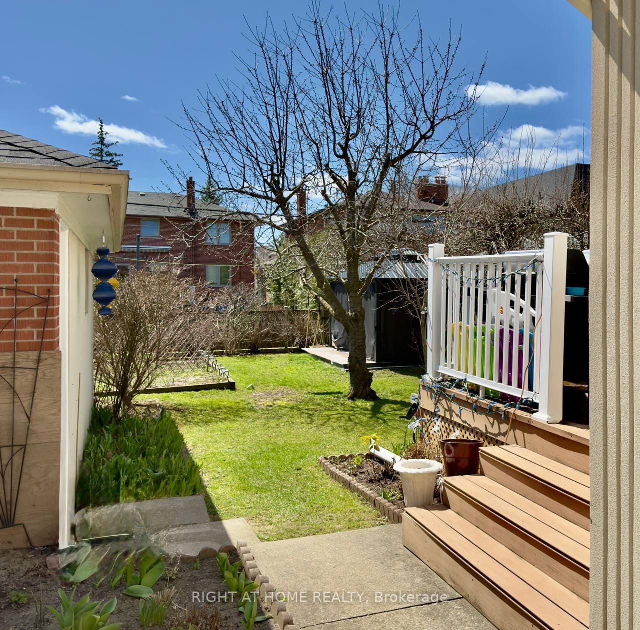 25 Burlingame Road