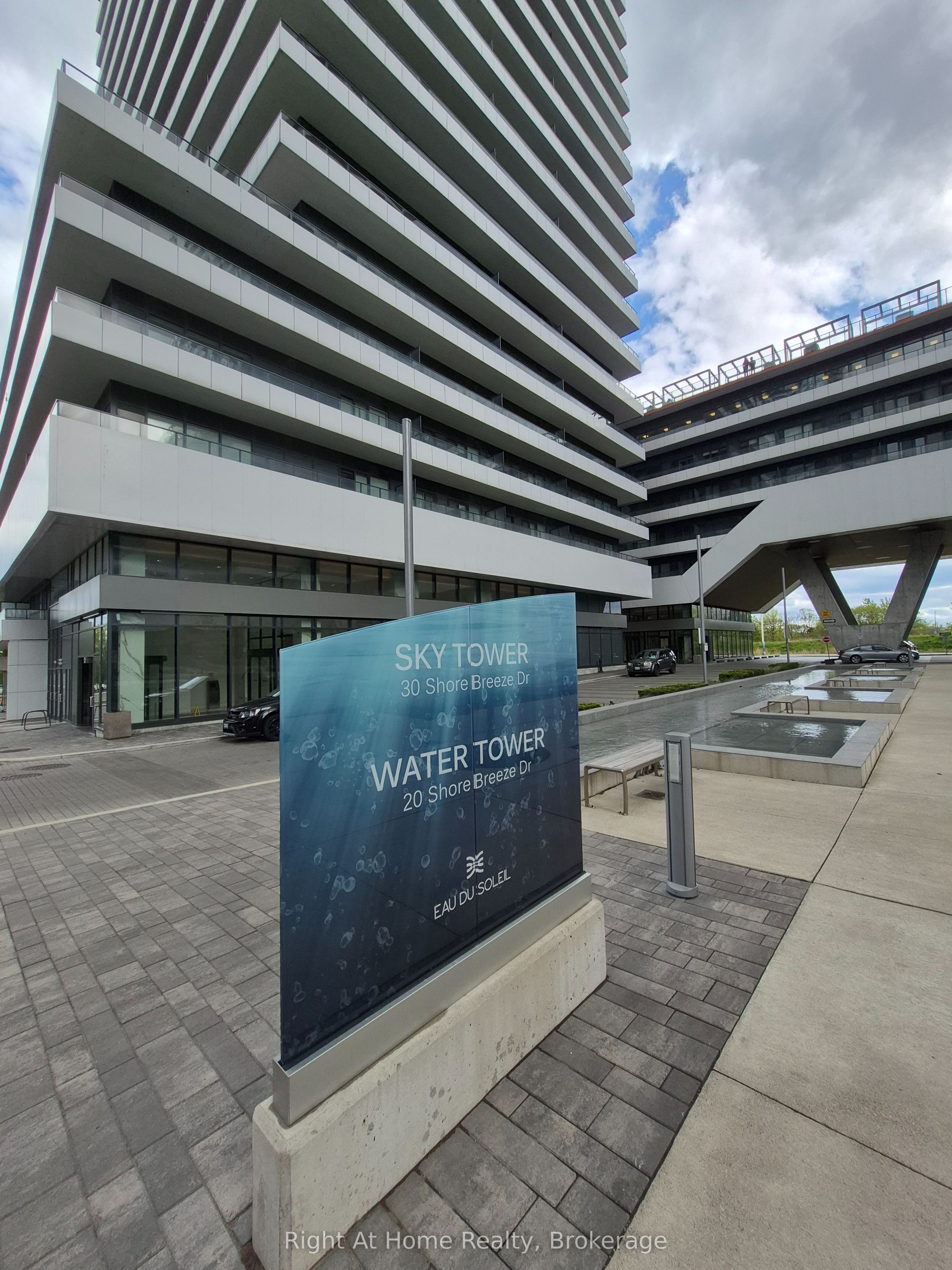 20 Shore Breeze Drive, #310