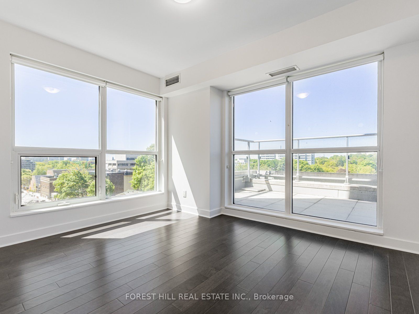 58 Orchard View Boulevard, #510
