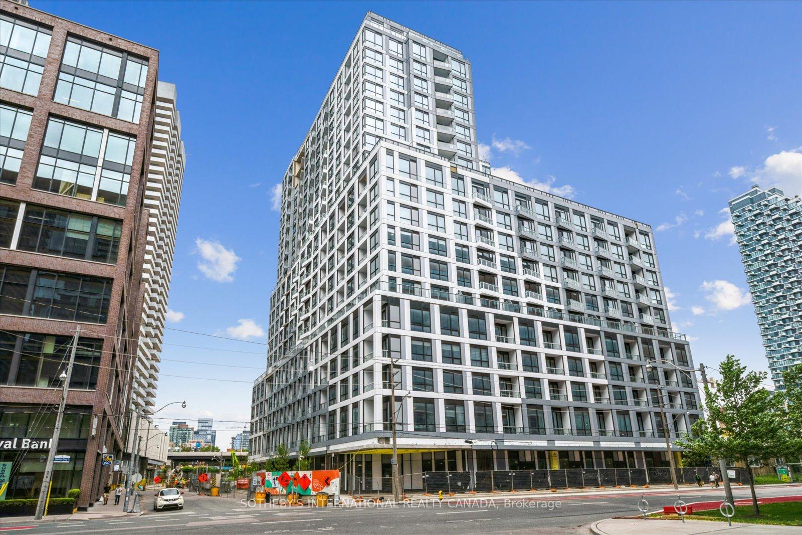 2 Bedrooms Condo at 15 Richardson, Toronto For sale