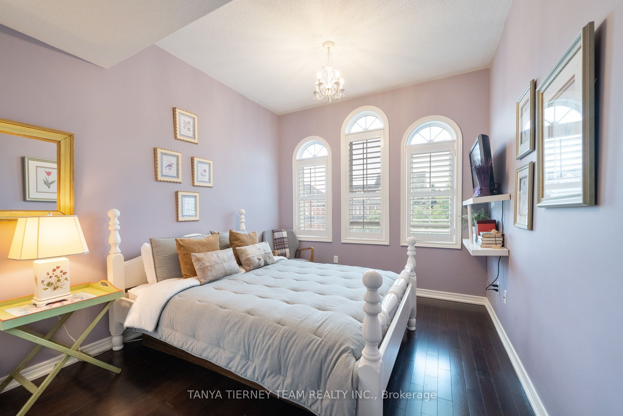 11 Covington Drive