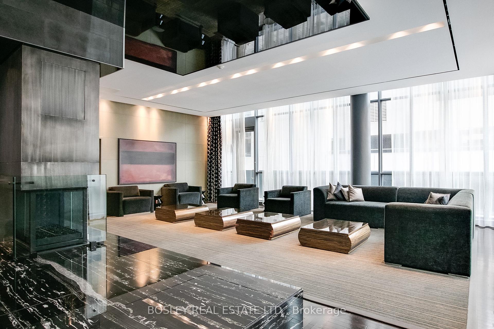 2 Bedrooms Condo at 770 Bay, Toronto For sale