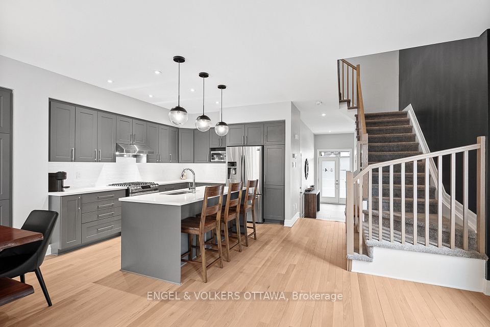 844 Quartet Avenue, BlossomParkAirportandArea, ON K1X 0C7