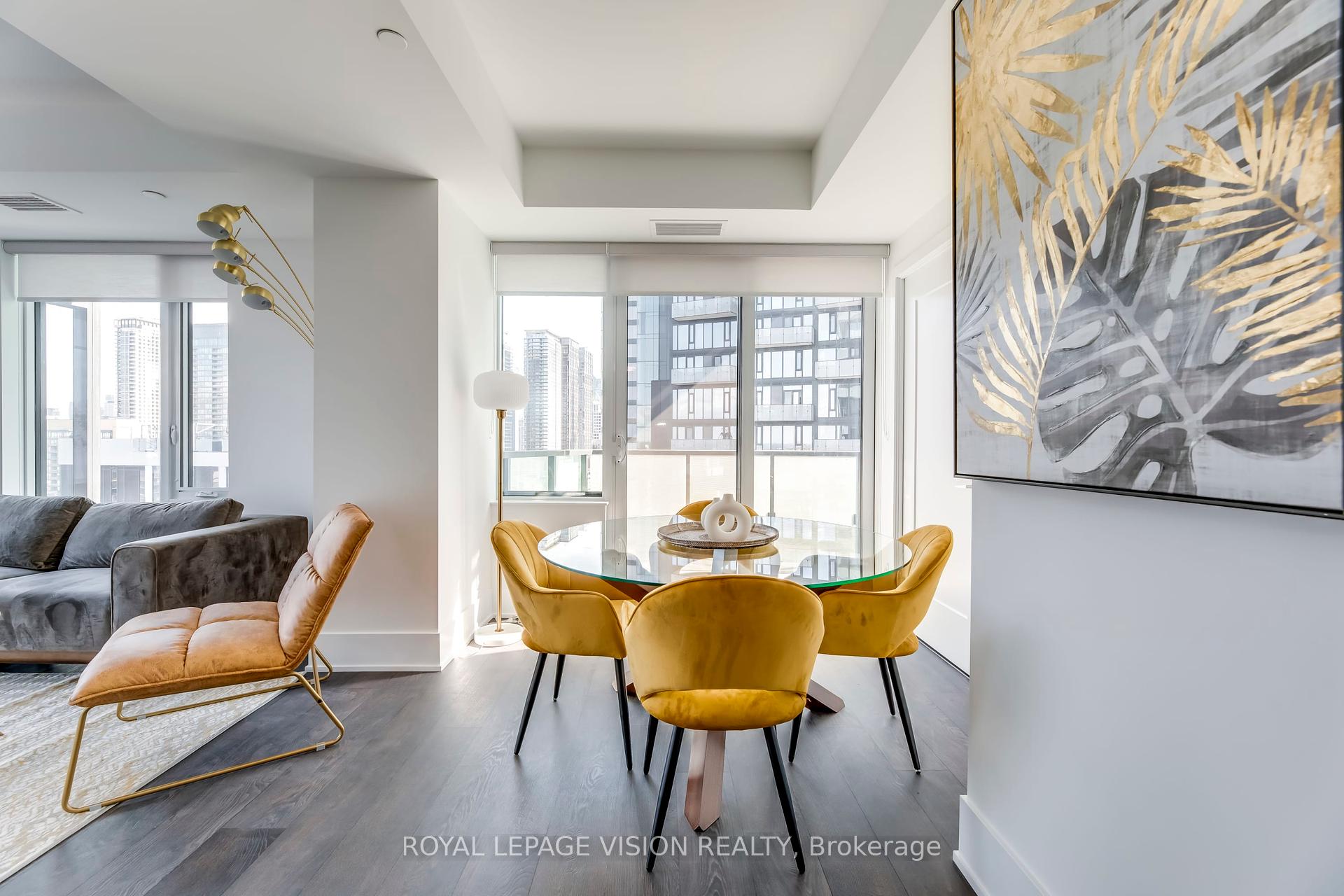 2 Bedrooms Condo at 470 Front, Toronto For sale