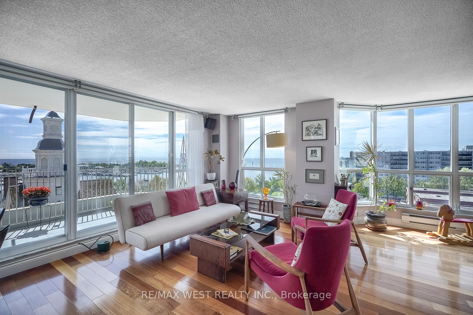 3 Bedrooms Condo at 2285 Lake Shore, Toronto For sale