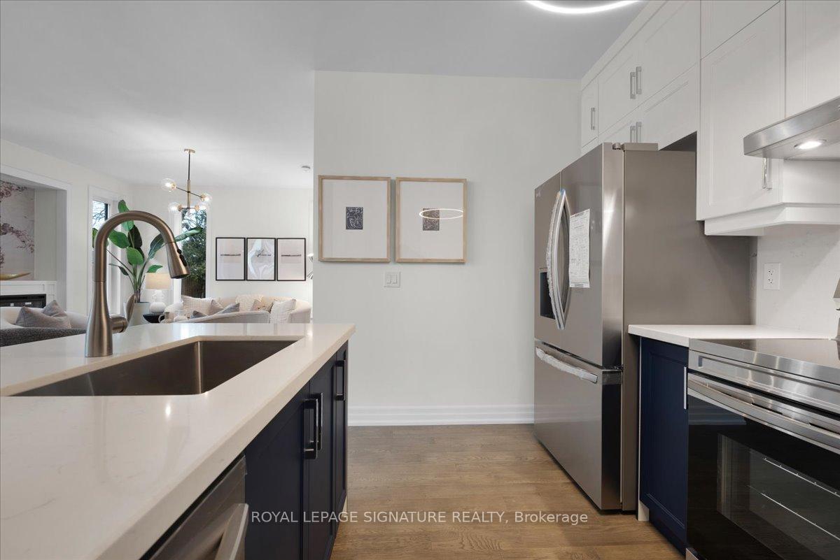 3 Bedrooms Condo at 2154 Walkers,  Burlington For sale