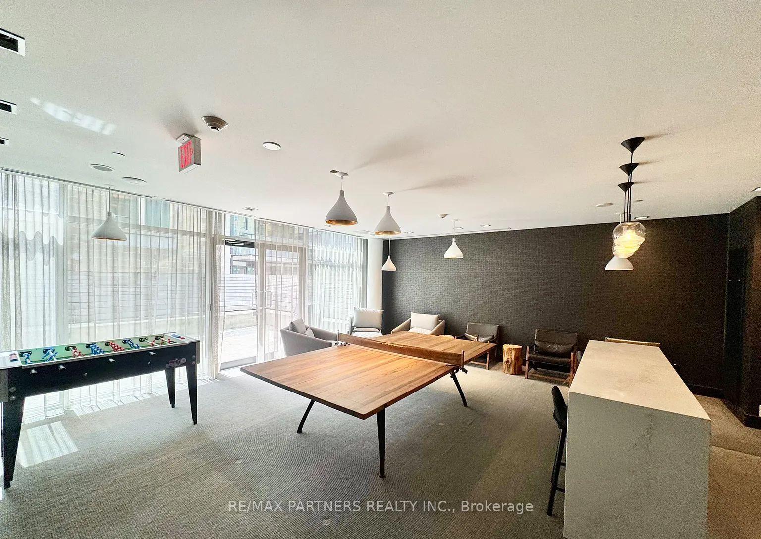2 Bedrooms Condo at 435 Richmond, Toronto For sale