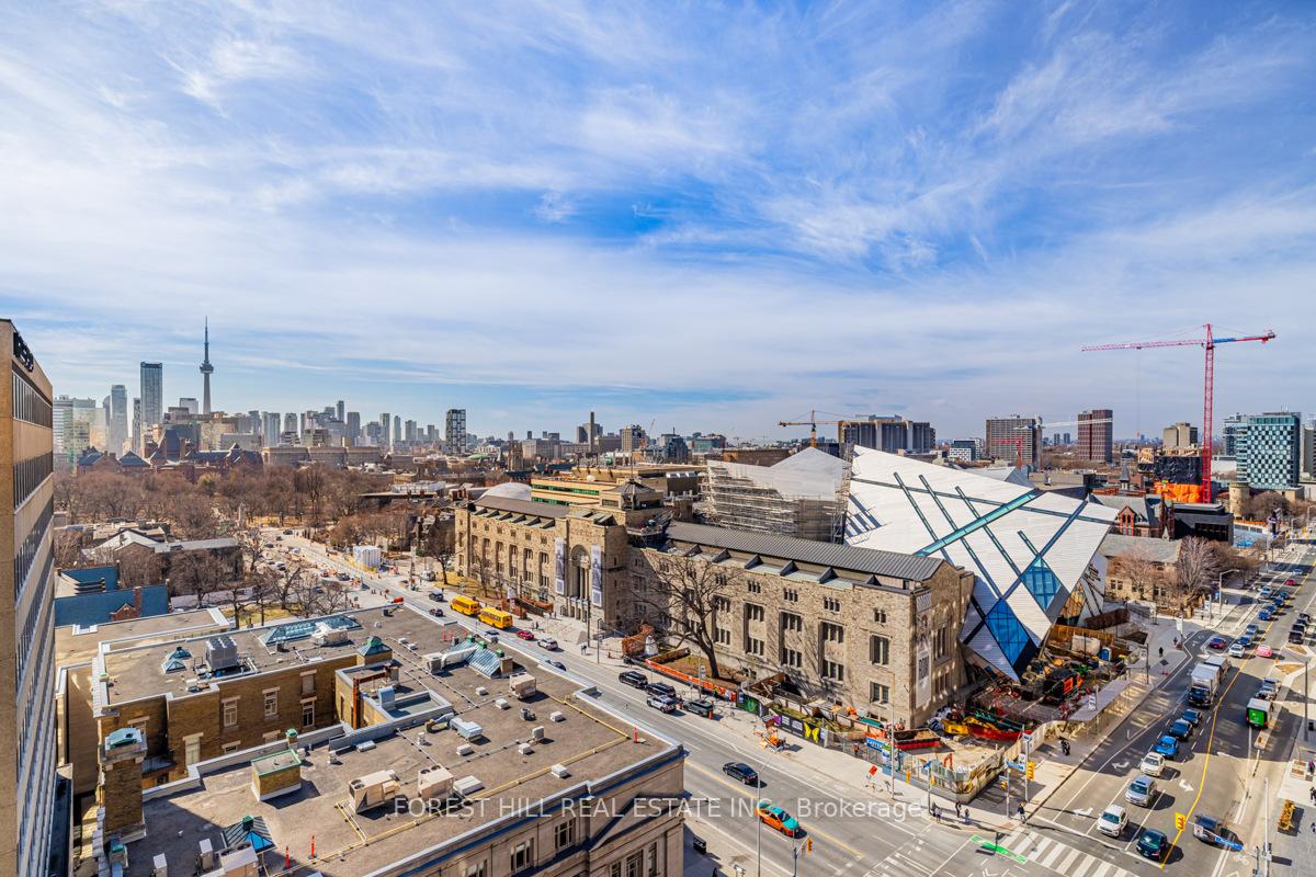 2 Bedrooms Condo at 175 Cumberland, Toronto For sale