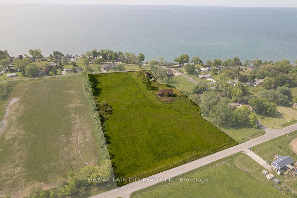 29 OLD LAKESHORE