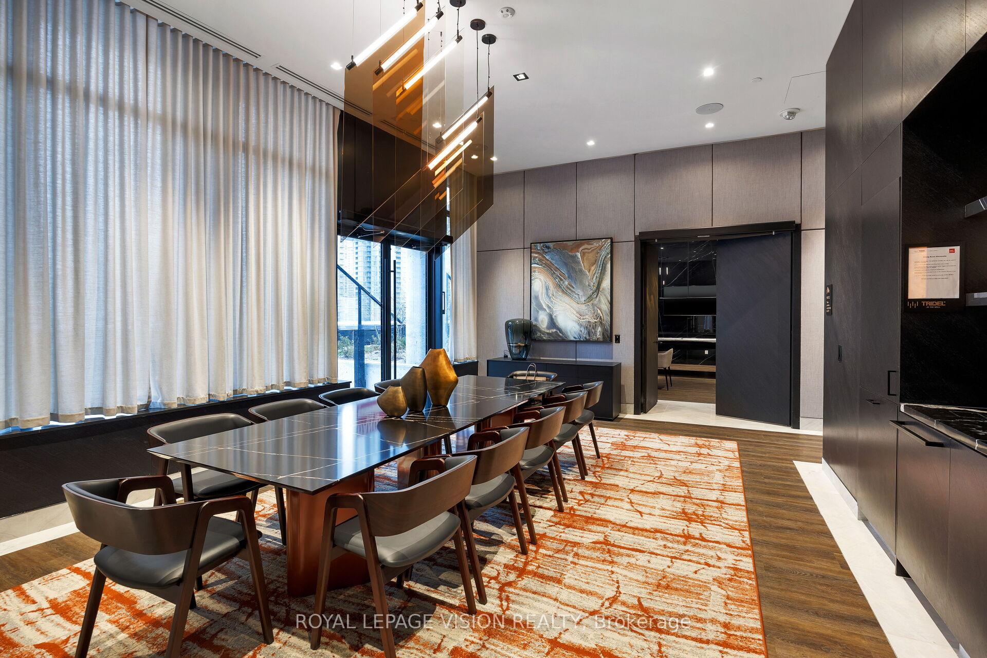 2 Bedrooms Condo at 470 Front, Toronto For sale