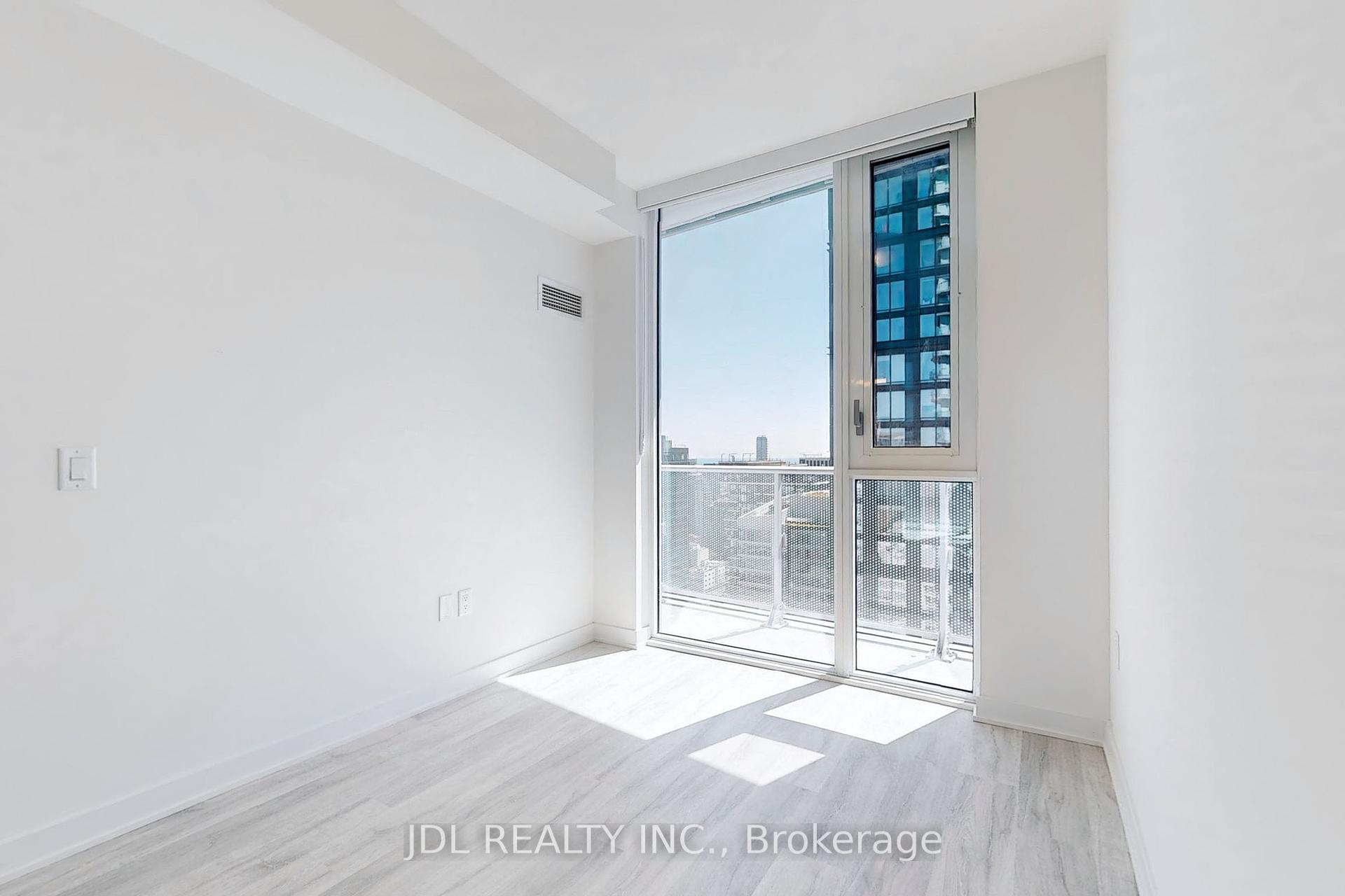 2 Bedrooms Condo at 100 Dalhousie, Toronto For sale