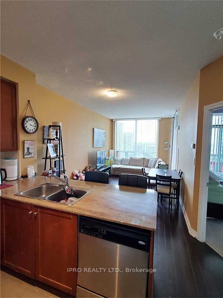 3504 Hurontario Street, #1001