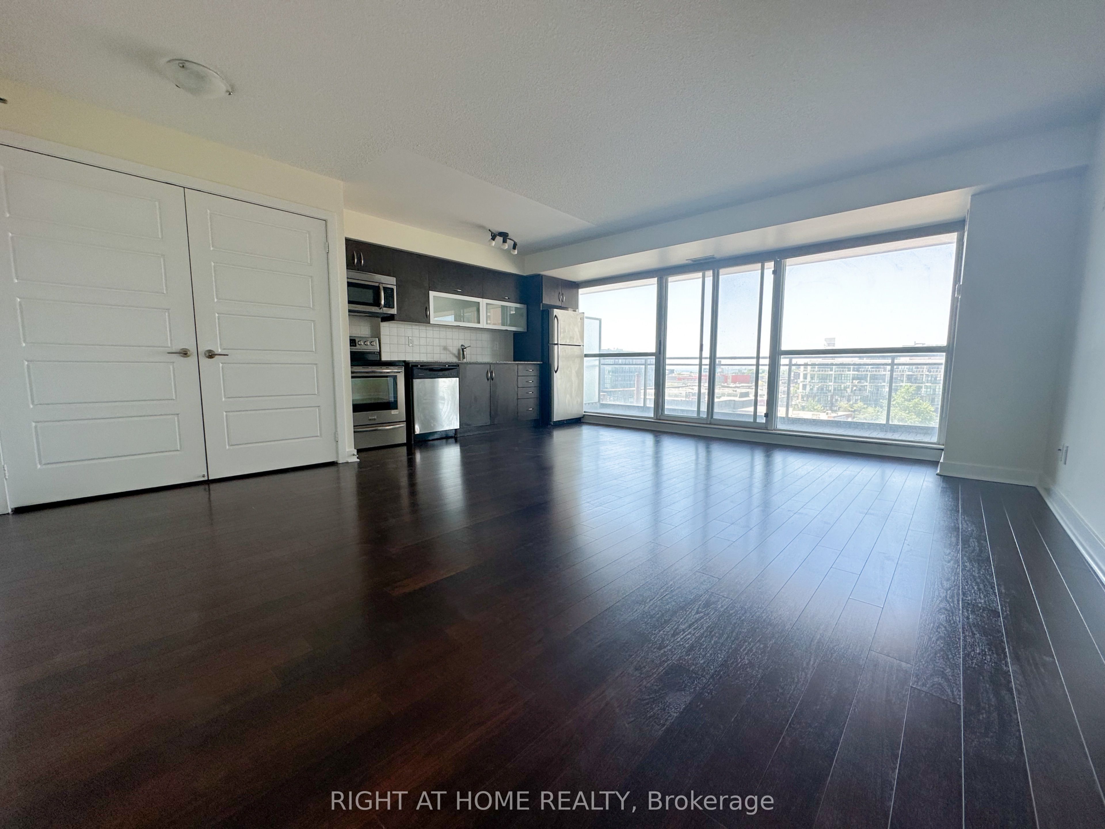 #806 - 100 Western Battery Road, Toronto, ON M6K 3S2