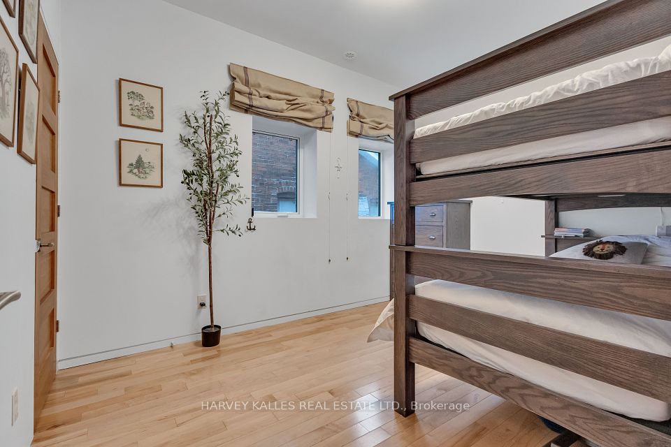 163 Belsize Drive