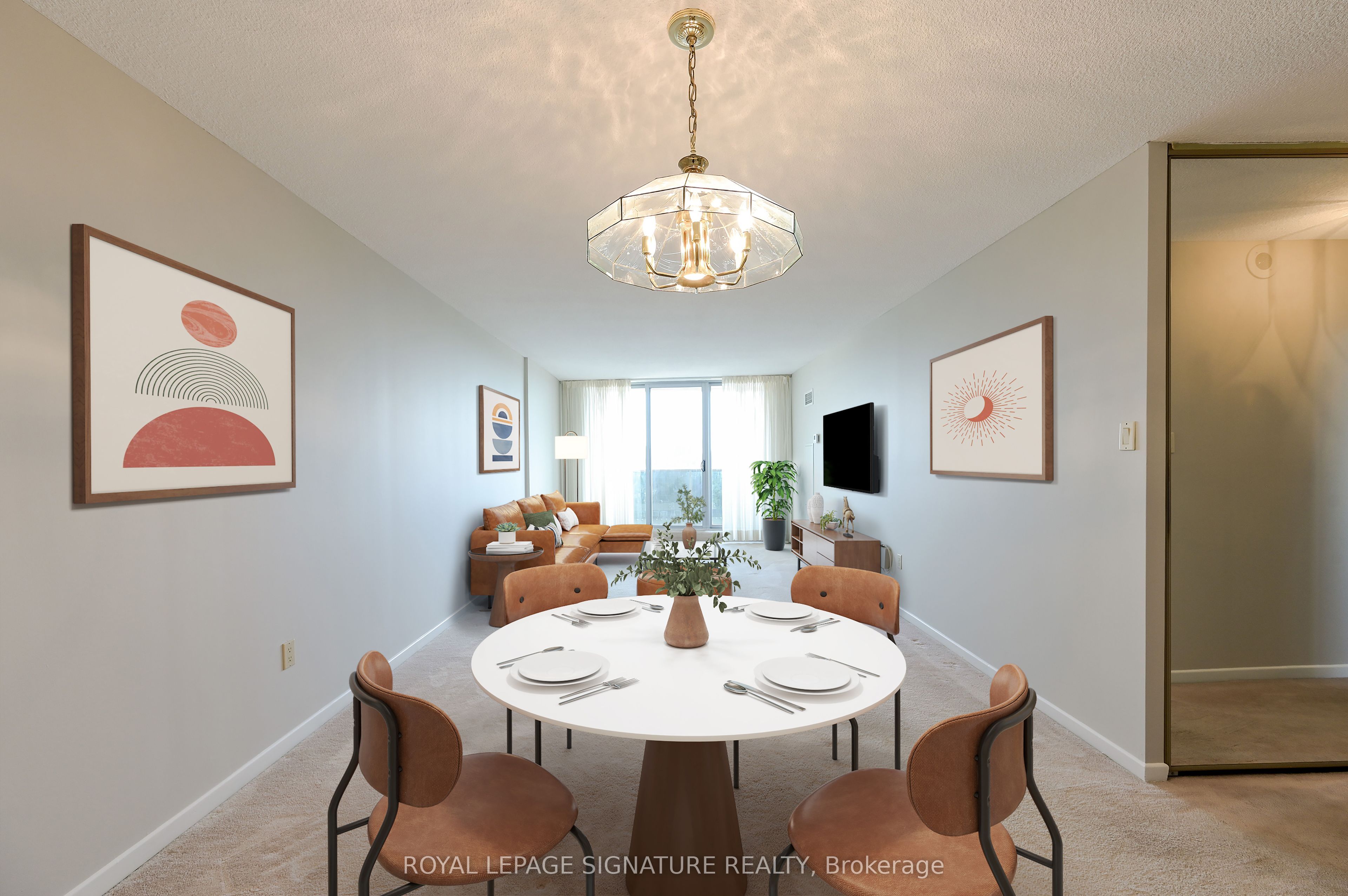 812 Burnhamthorpe Road, #907