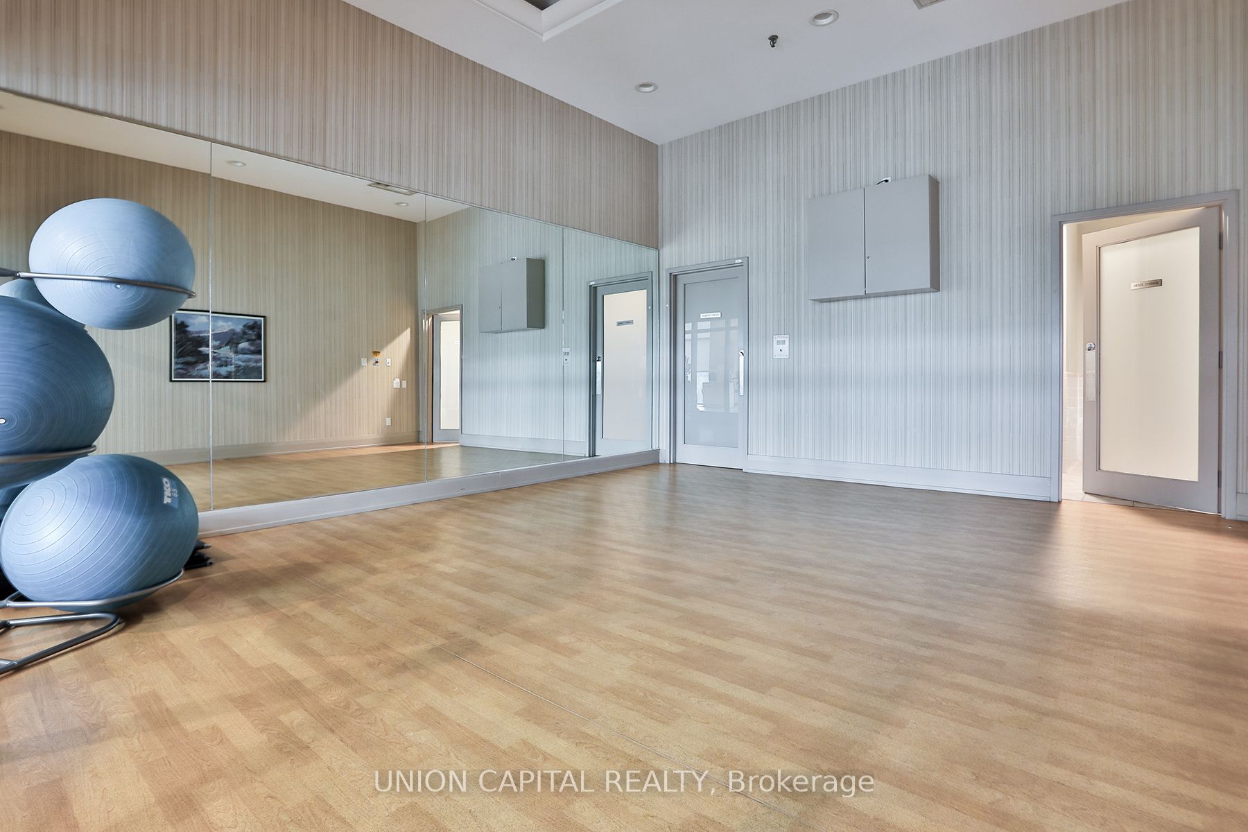 8 Hillcrest Avenue, #507