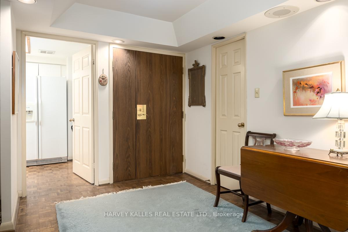 278 Bloor Street E 1501