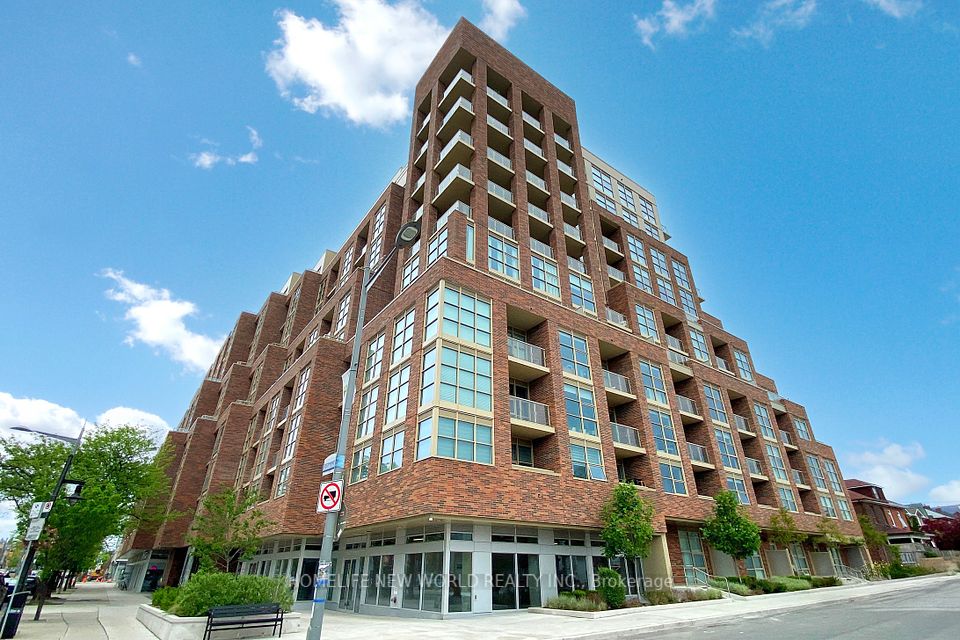 #814 - 1787 St Clair Avenue, Toronto, ON M6N 0B7