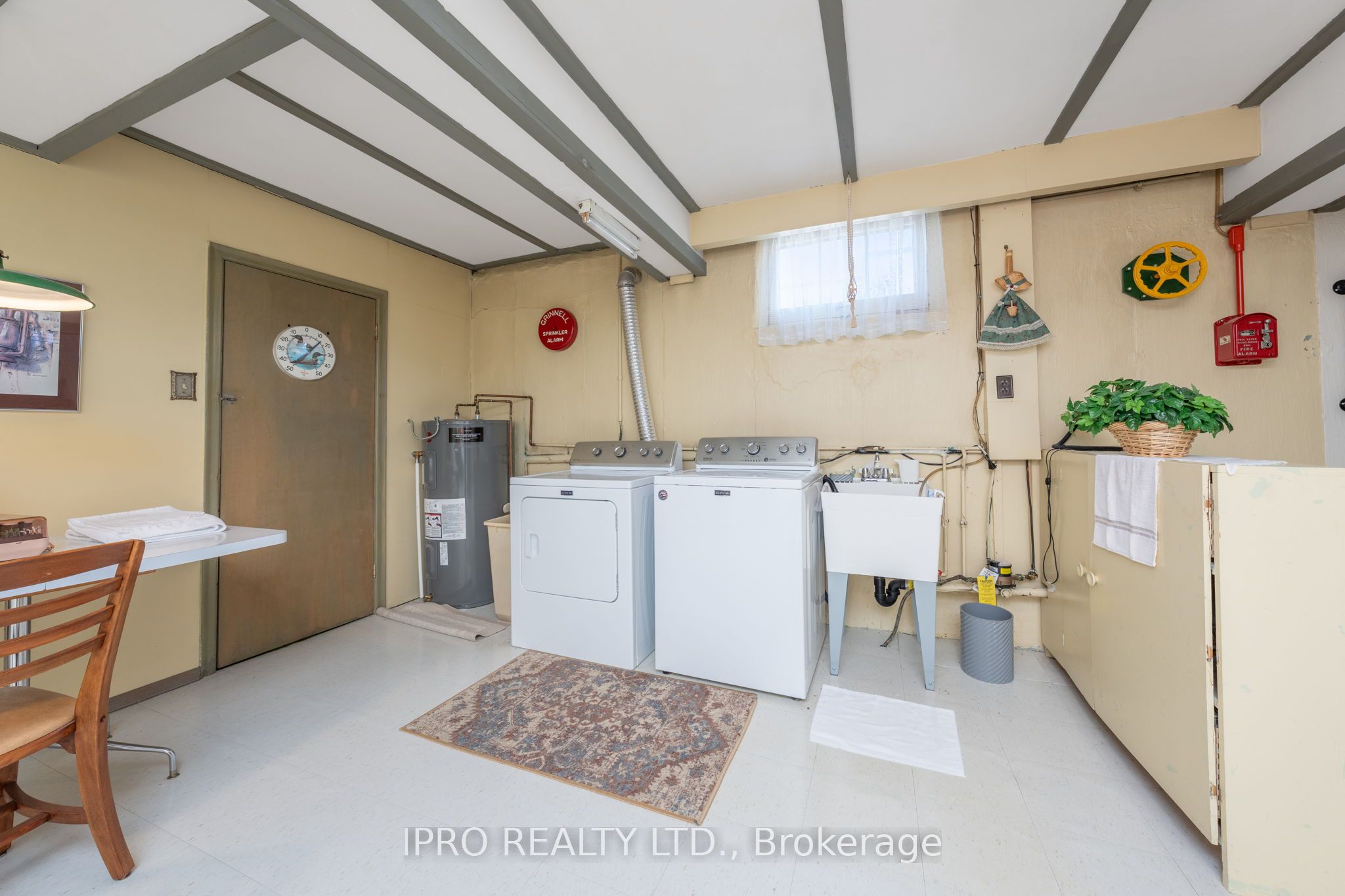 32 Cloverhill Road