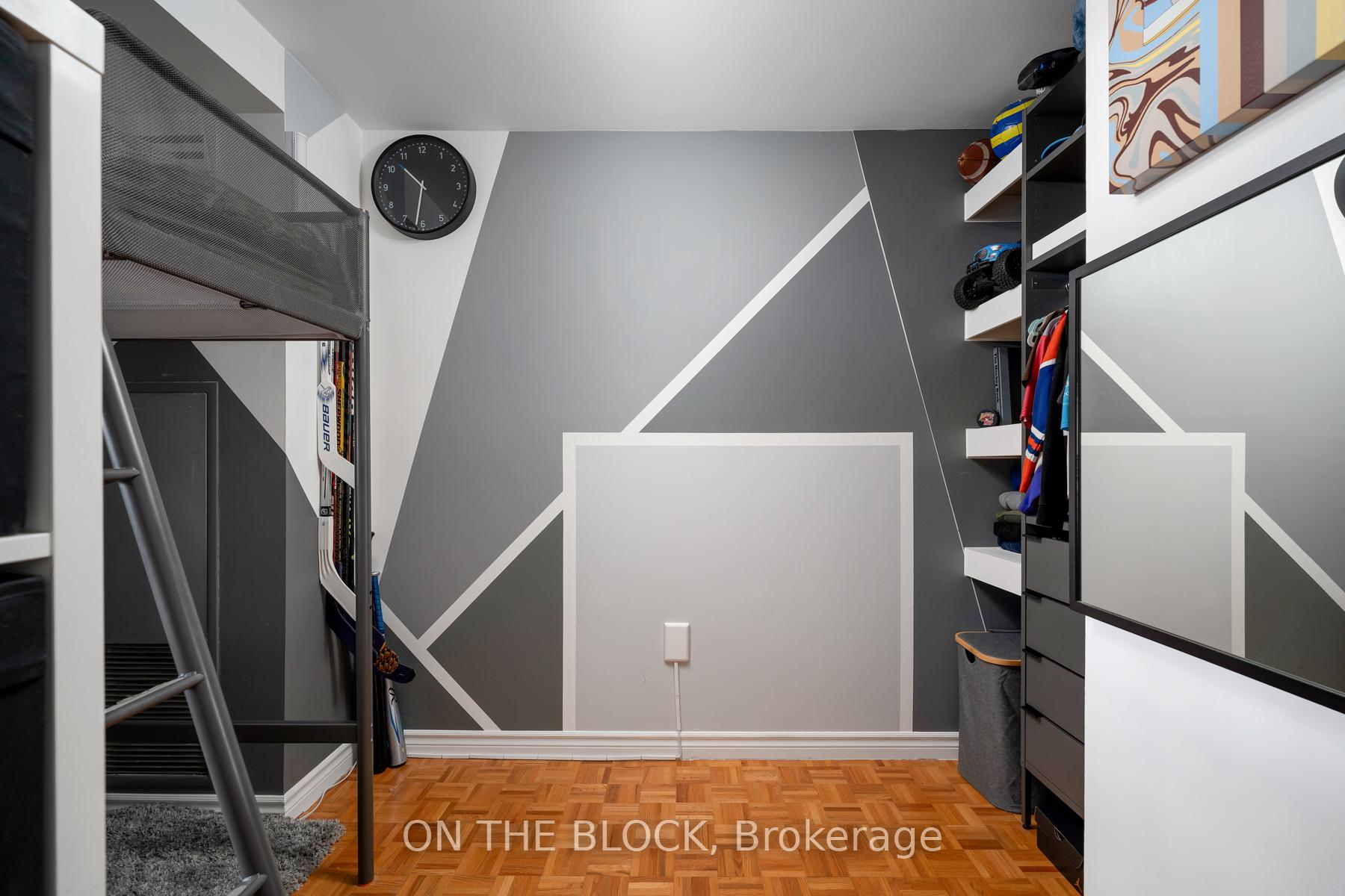 2 Bedrooms Condo at 3845 Lake Shore, Toronto For sale