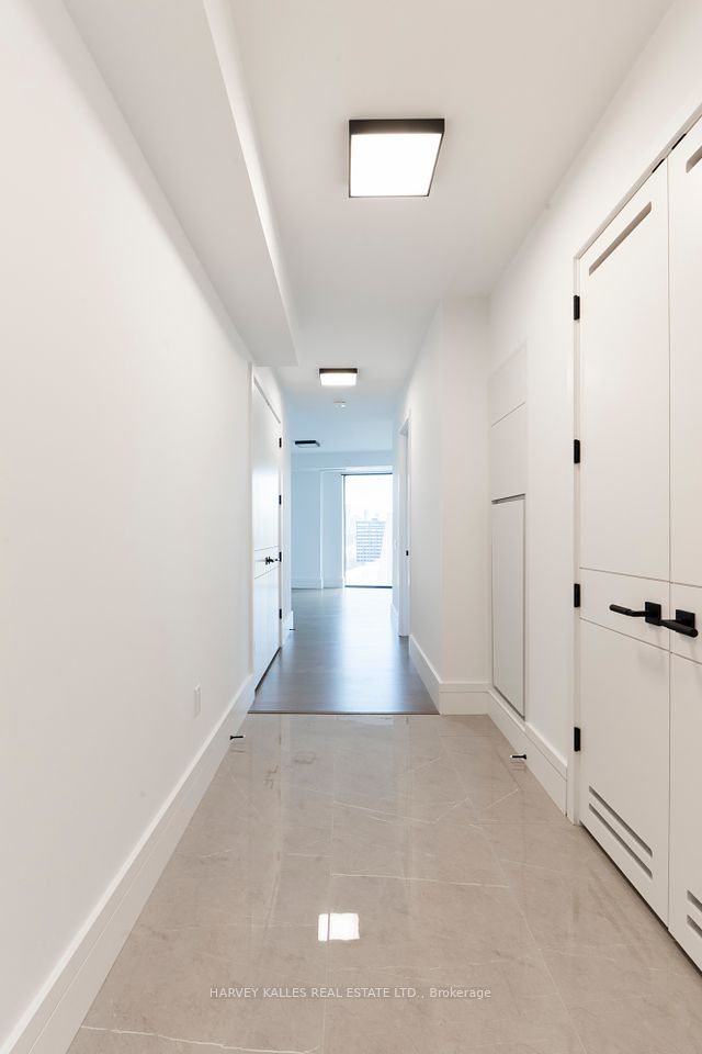 215 Lonsdale Road