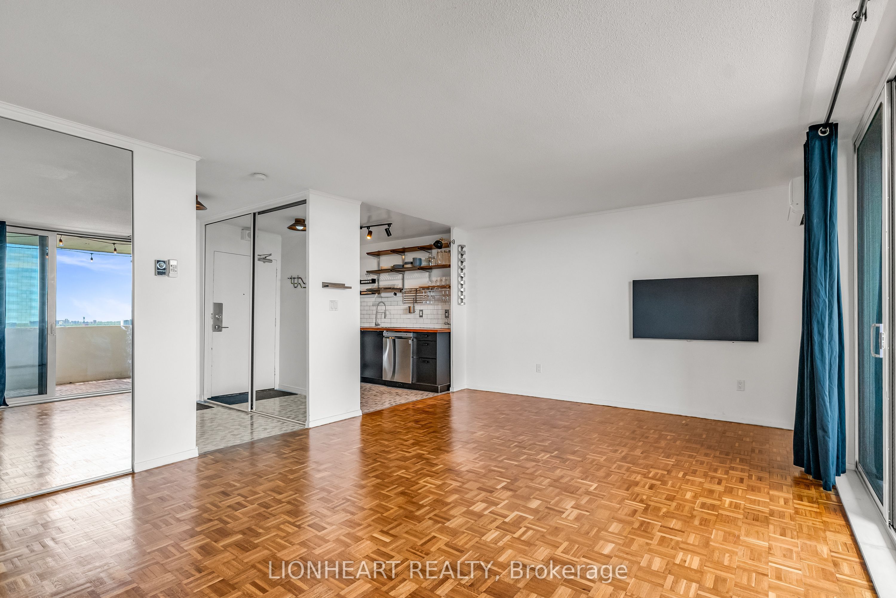 40 Homewood Avenue, #2608